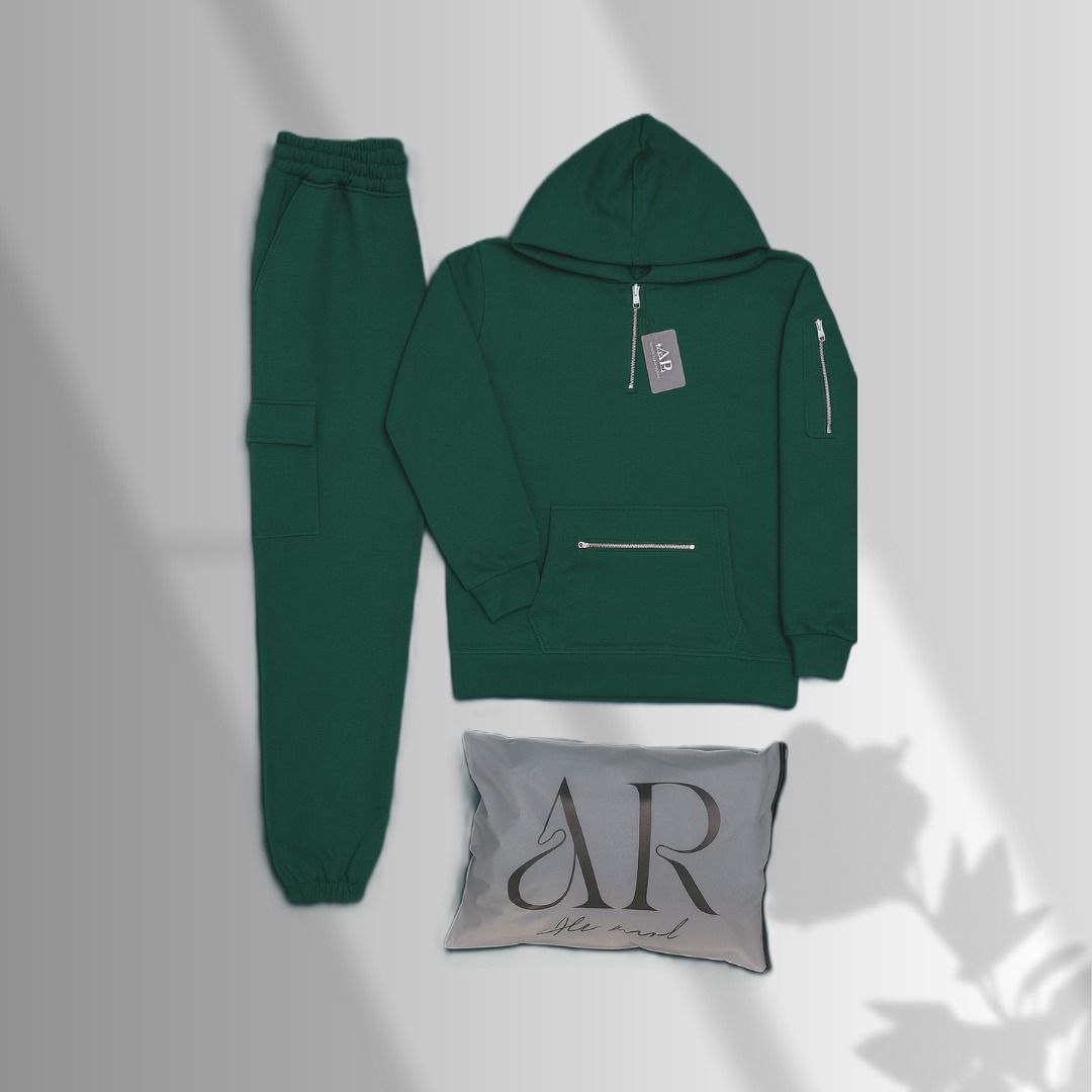 ensemble demi zip cargo