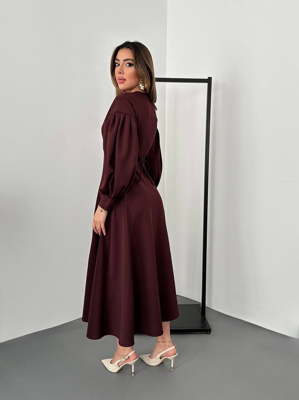 🌸 Robe Élégante Cache-Cœur à Manches Bouffantes – Femme